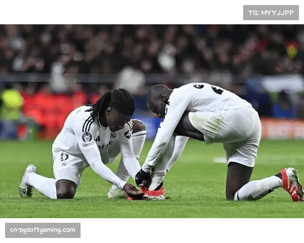 阿韦洛亚前场自由人实验 姆巴佩左倾导致进攻区域重叠